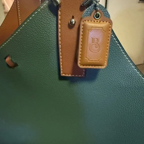 NEW Elegant Green and Brown Women's Tote Bag - Picture 5 of 5